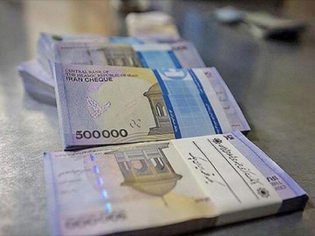 افزایش 25 درصدی پلکانی حقوق کارمندان شایعه است افزایش 25 درصدی پلکانی حقوق کارمندان شایعه است