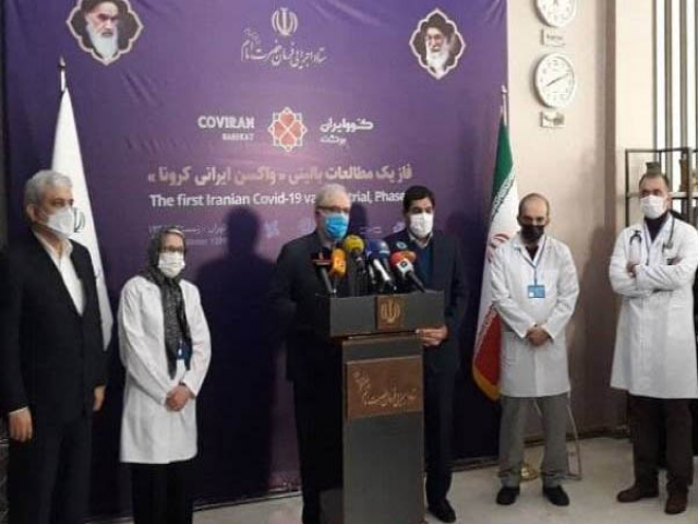 وزیر بهداشت: واکسنی که به ملت تزریق میکنیم خودمان باورش داریم/شروع تزریق واکسن کرونا وزیر بهداشت: واکسنی که به ملت تزریق میکنیم خودمان باورش داریم/شروع تزریق واکسن کرونا