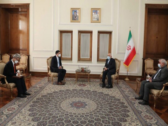 ظریف: سئول سریع‌تر دسترسی ایران به منانع ارزی خود در کره را فراهم کند
