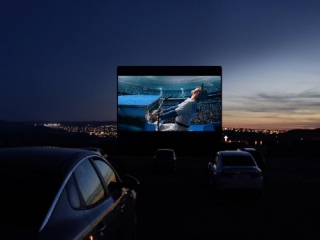 فیلم های روز را در سینما ماشین ببینید!