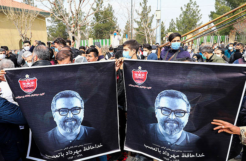 مراسم خاکسپاری مهرداد میناوند با حضور ورزشکاران در بهشت زهرا + عکس