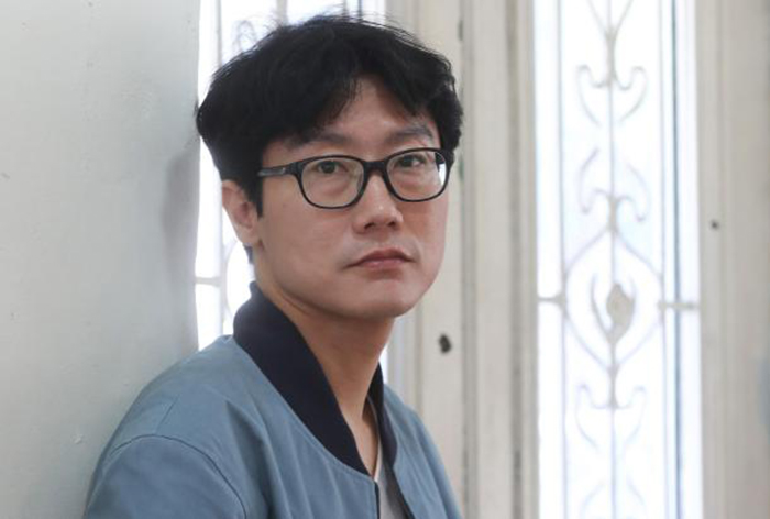 بیوگرافی هوانگ دونگ هیوک؛ کارگردان سریال بازی مرکب