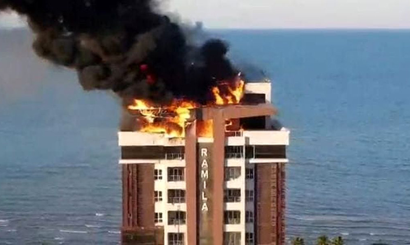 جزئیات آتش سوزی برج 17طبقه در چالوس