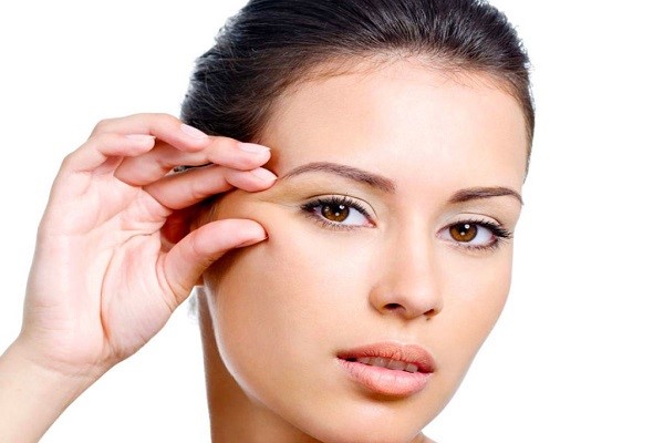 لیفت شقیقه چیست؛ توضیحات در مورد انواع روش و چسب لیفت شقیقه