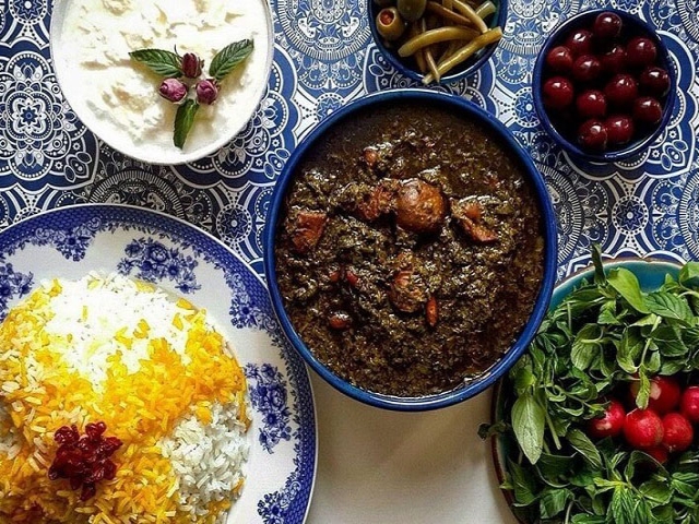 فوت و فن های خورش قورمه سبزی