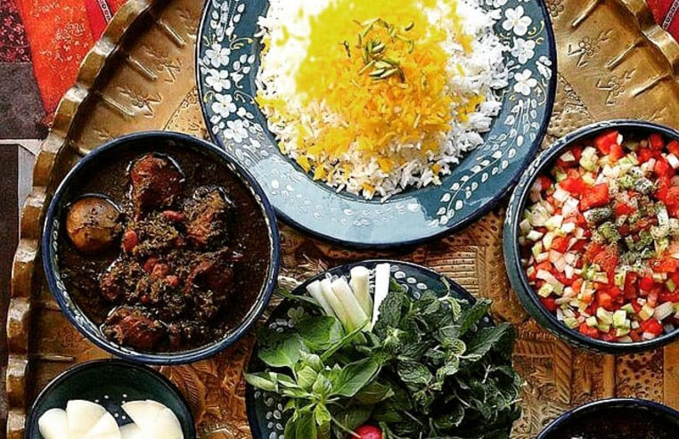 خورشت قورمه سبزی