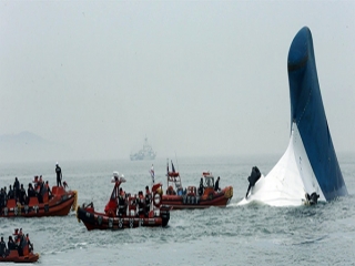 حادثه غرق شدن کشتی دانش‌آموزان کره‌ای 15 آوریل 2014