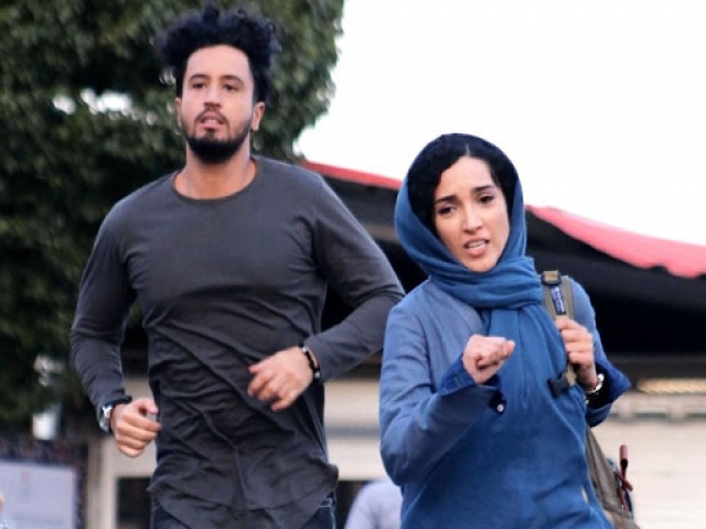 نقد روانشناختی فیلم سینمایی عطر داغ با نگاهی به روش تربیتی والدین شدیدا کنترل گر نقد روانشناختی فیلم سینمایی عطر داغ با نگاهی به روش تربیتی والدین شدیدا کنترل گر