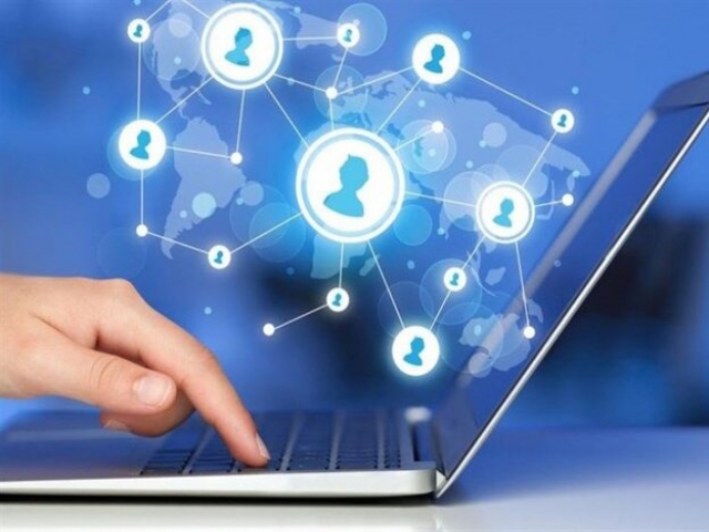 دولت و اپراتورها حق گران کردن اینترنت را ندارند دولت و اپراتورها حق گران کردن اینترنت را ندارند