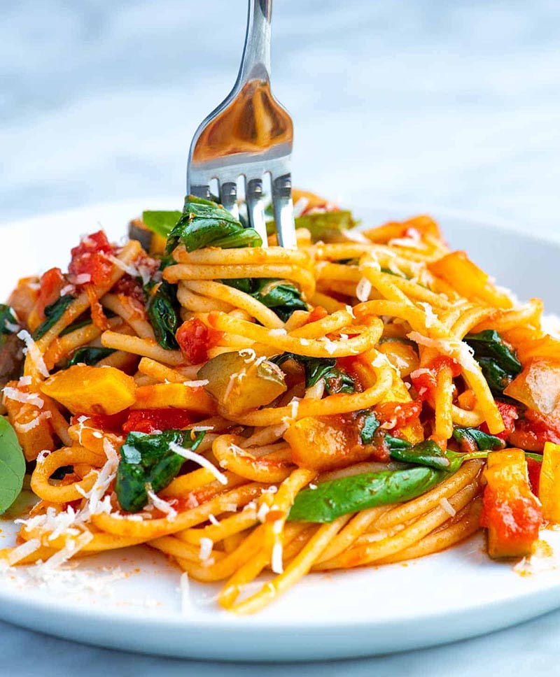 طرز تهیه ماکارونی سبزیجات