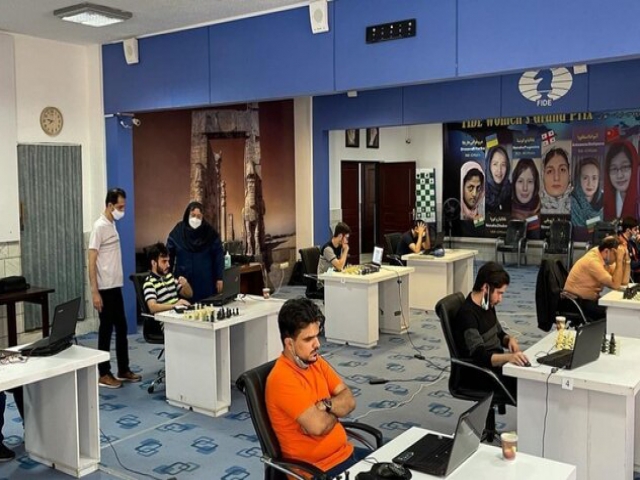 شکست شطرنج بازان ایران در قهرمانی آسیا بخاطر قطعی برق شکست شطرنج بازان ایران در قهرمانی آسیا بخاطر قطعی برق
