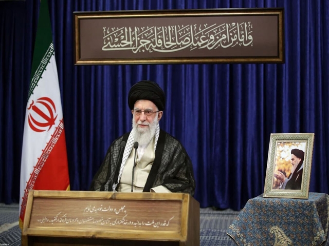 رهبر انقلاب اسلامی : به بعضی از افرادی که صلاحیتشان احراز نشد، ظلم وجفا شد
