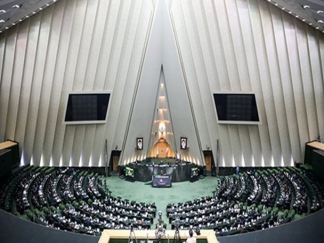 بررسی صلاحیت 19 وزیر پیشنهادی در مجلس شورای اسلامی بررسی صلاحیت 19 وزیر پیشنهادی در مجلس شورای اسلامی