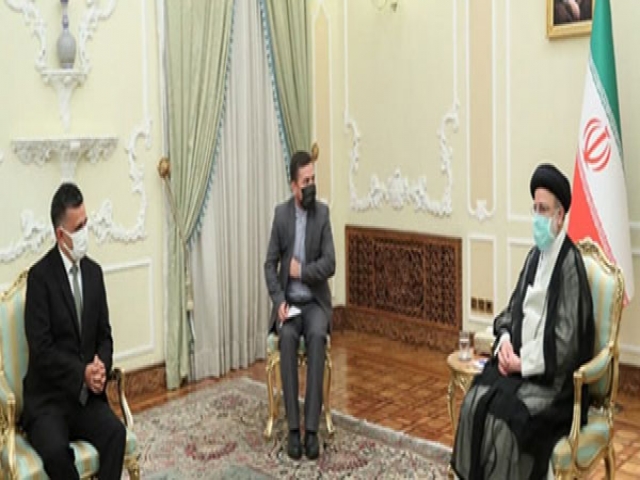 رئیسی در دیدار با وزیر امور خارجه بوسنی و هرزگوین: سیاست اصولی ایران، دفاع از مظلومان جهان است رئیسی در دیدار با وزیر امور خارجه بوسنی و هرزگوین: سیاست اصولی ایران، دفاع از مظلومان جهان است