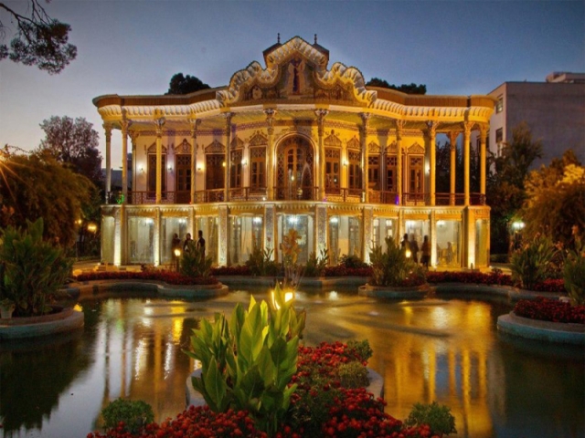 عمارت شاپوری در شیراز عمارت شاپوری در شیراز