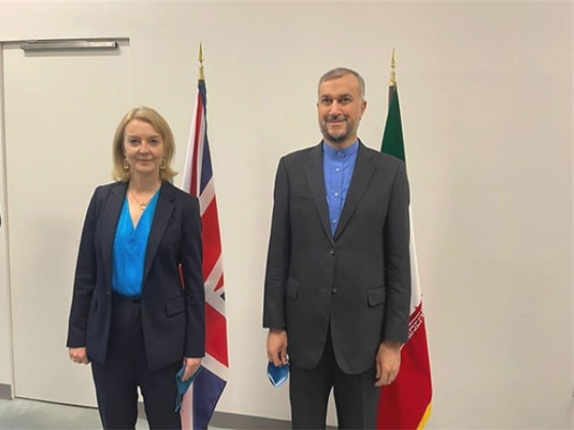 دیدار وزرای خارجه ایران و انگلیس در حاشیه اجلاس سازمان ملل دیدار وزرای خارجه ایران و انگلیس در حاشیه اجلاس سازمان ملل