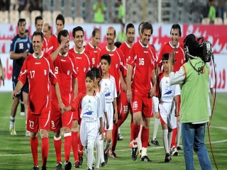 بازی دوستانه بین تیم های ملی فوتبال 1998 و 2014
