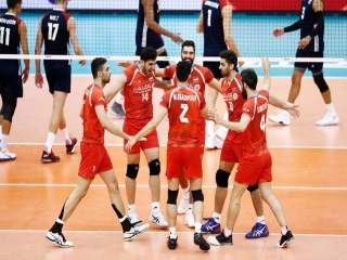 والیبال آمریکا در برابر ایران زانو زد