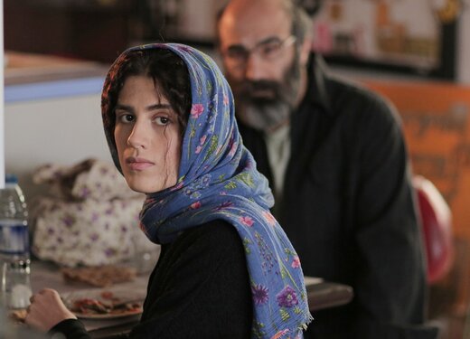 سارینا فرهادی، دخر اصغر فرهادی؛ در فیلم سینمایی قهرمان