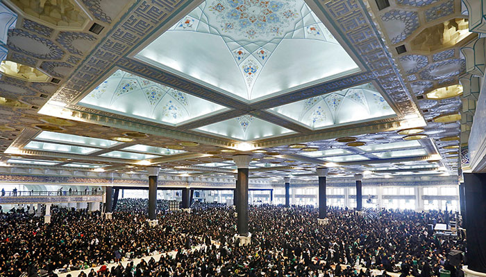 اجتماع بزرگ شیرخواران حسینی در شبستان مصلای امام خمینی تهران