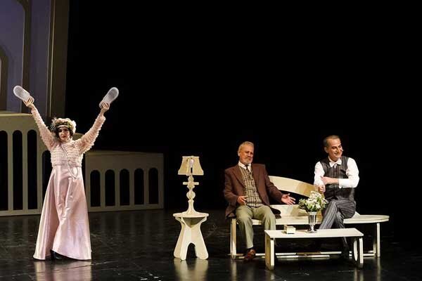 صحنه ای از نمایش بانوی محبوب من در جشنواره تئاتر فجر