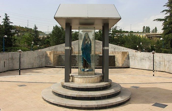 مجسمه حضرت مریم (س)