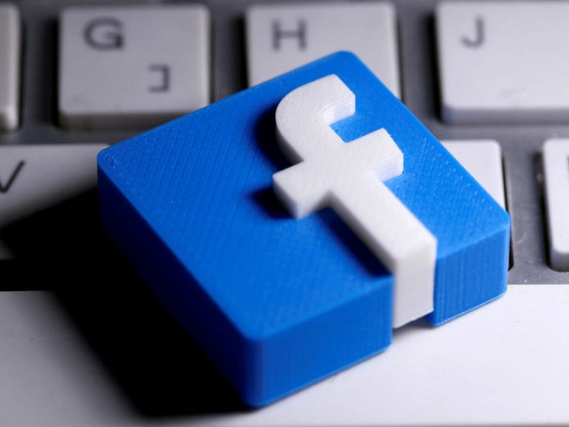 کاهش چشمگیر تعداد کاربران روزانه فیسبوک