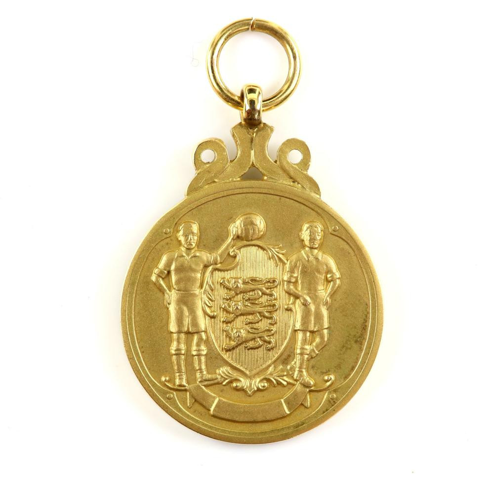 قدیمی ترین جایزه برای قهرمانان فوتبال