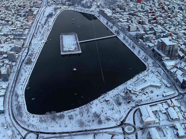 عکس استخر لاهیجان در زمستان