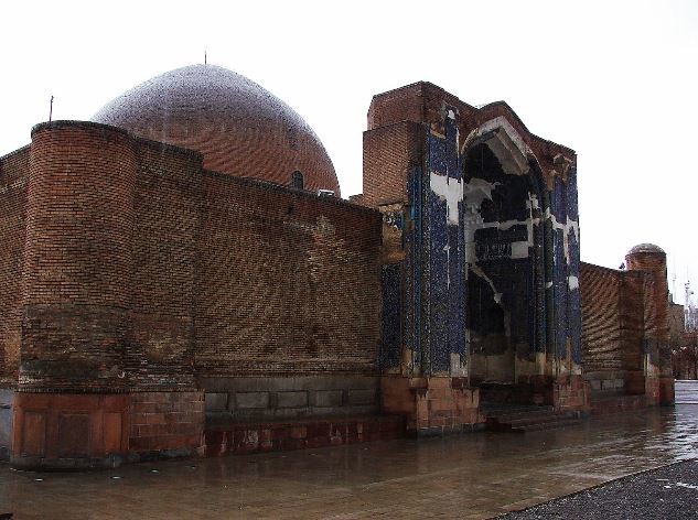 مسجد کبود تبریز از جاذبه های گردشگری شهر تبریز