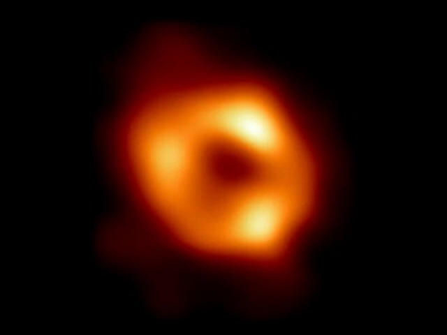 اولین تصویر سیاهچاله مرکز کهکشان راه شیری