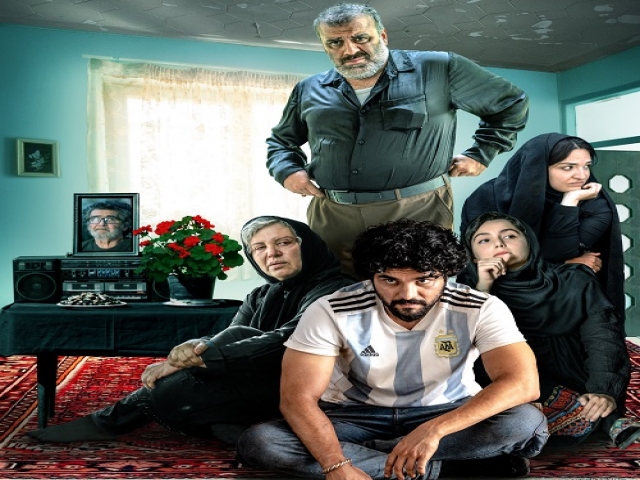 نقد فیلم شادروان نقد فیلم شادروان