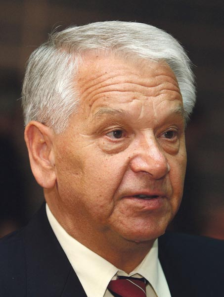 بیوگرافی تومیسلاو ایویچ