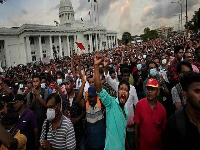 اعتراضات گسترده مردم سریلانکا در پی مشکلات اقتصادی