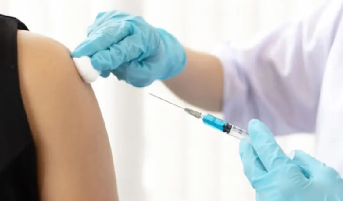 تزریق واکسن قبل از سفر خارج از کشور