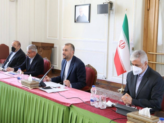 جلسه هماهنگی بازیهای جام جهانی فوتبال در وزارت خارجه برگزار شد جلسه هماهنگی بازیهای جام جهانی فوتبال در وزارت خارجه برگزار شد