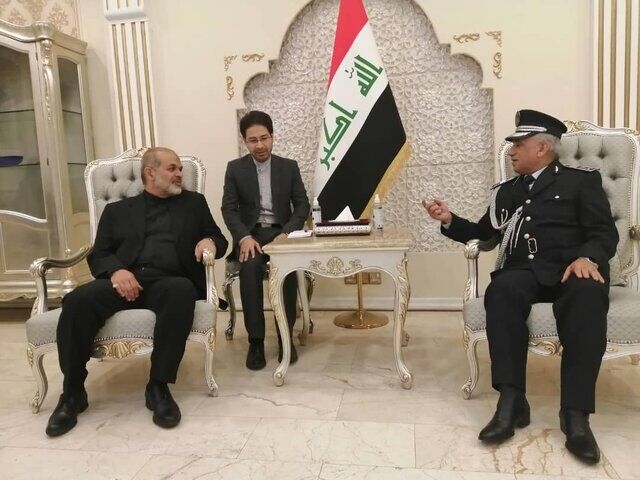 برای تسهیل سفر زائران اربعین وزیر کشور وارد عراق شد