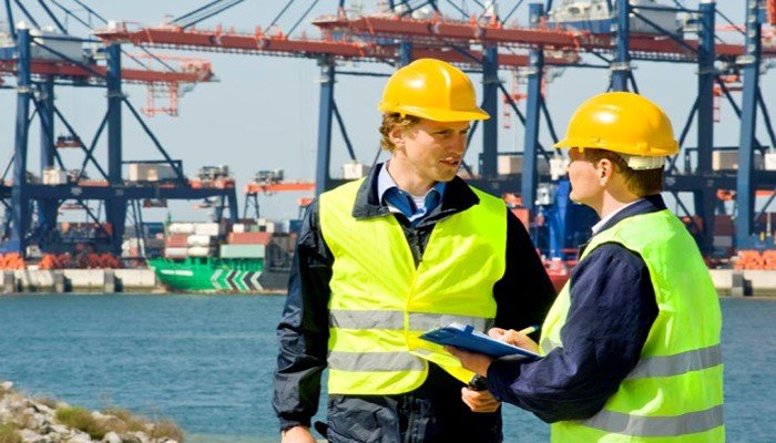 ویژگی های ترخیص کار گمرک و وظایف آن