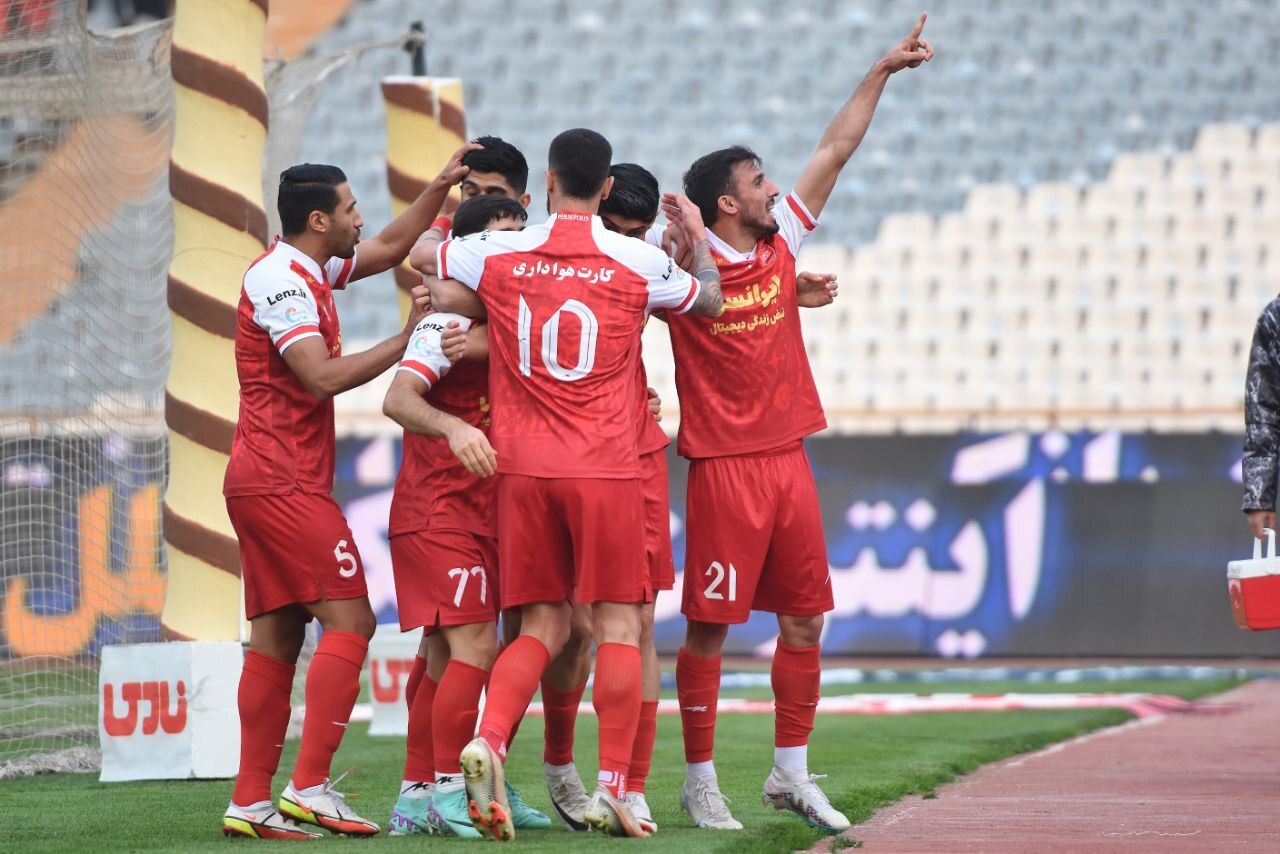 لیگ برتر فوتبال؛ پرسپولیس- هوادار