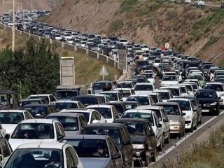 ترافیک سنگین در محور هراز و آزادراه کرج - قزوین