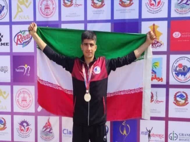 دونده استان فارس نایب قهرمان آسیا شد دونده استان فارس نایب قهرمان آسیا شد