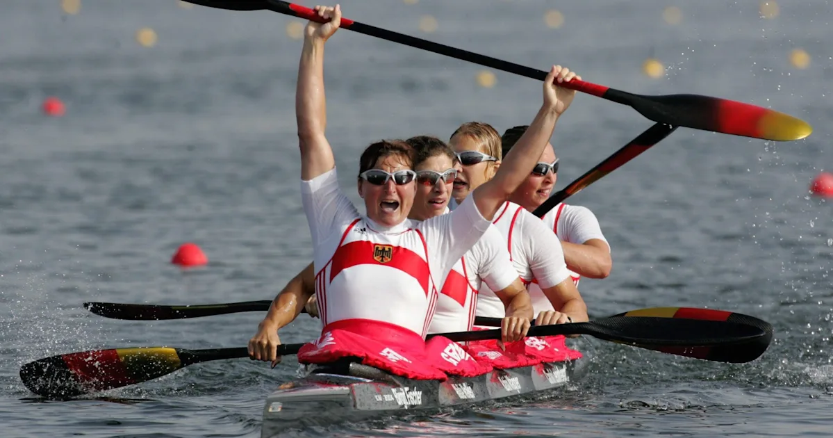 همه چیز از رقابتهای قایقرانی آبهای آرام