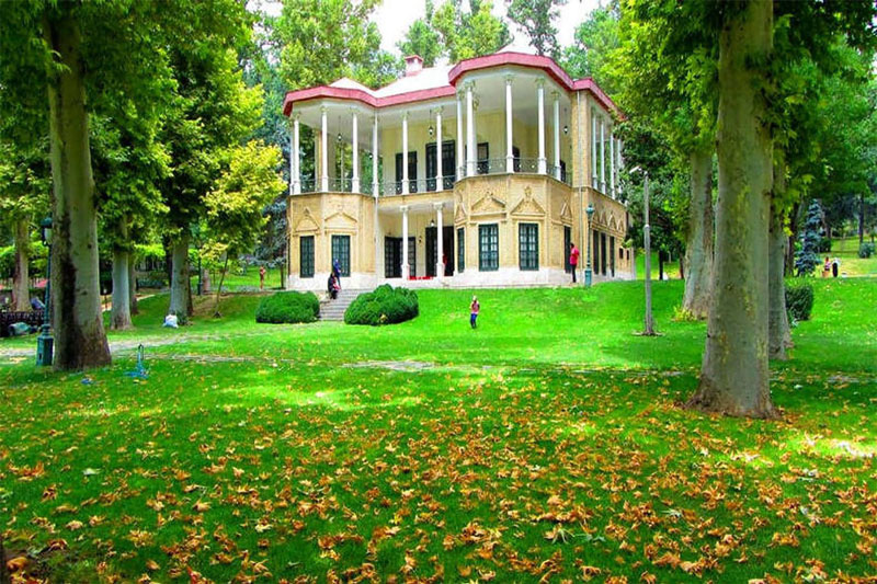 کاخ نیاوران