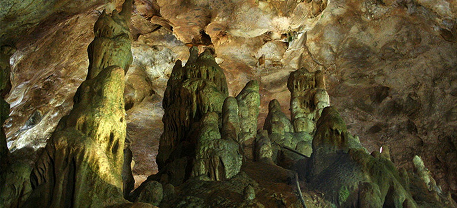 عکس غار قوری قلعه