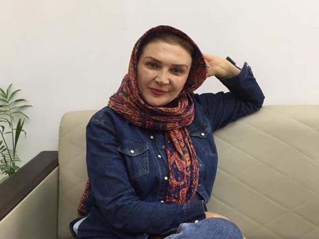 عکسی از مینا نوروزی در کنار همسرش عکسی از مینا نوروزی در کنار همسرش