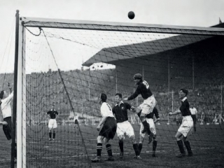 فینال جام حذفی انگلیس 1933؛ بازیکنانی با پیراهن های شماره دار