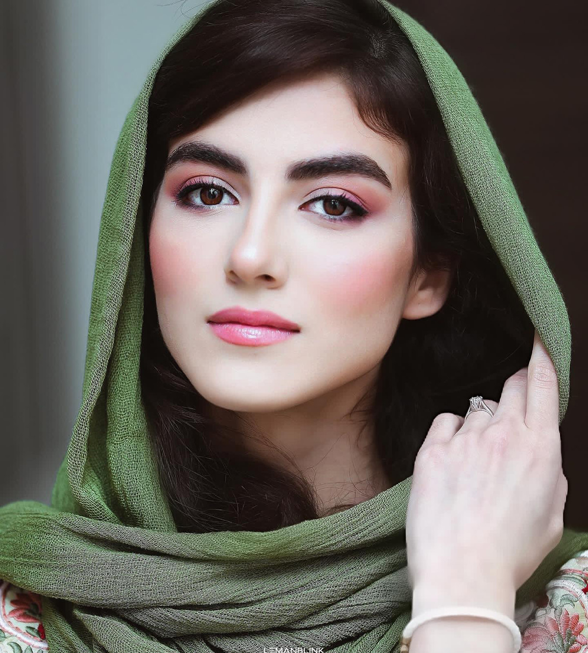بیوگرافی پردیس پورعابدینی