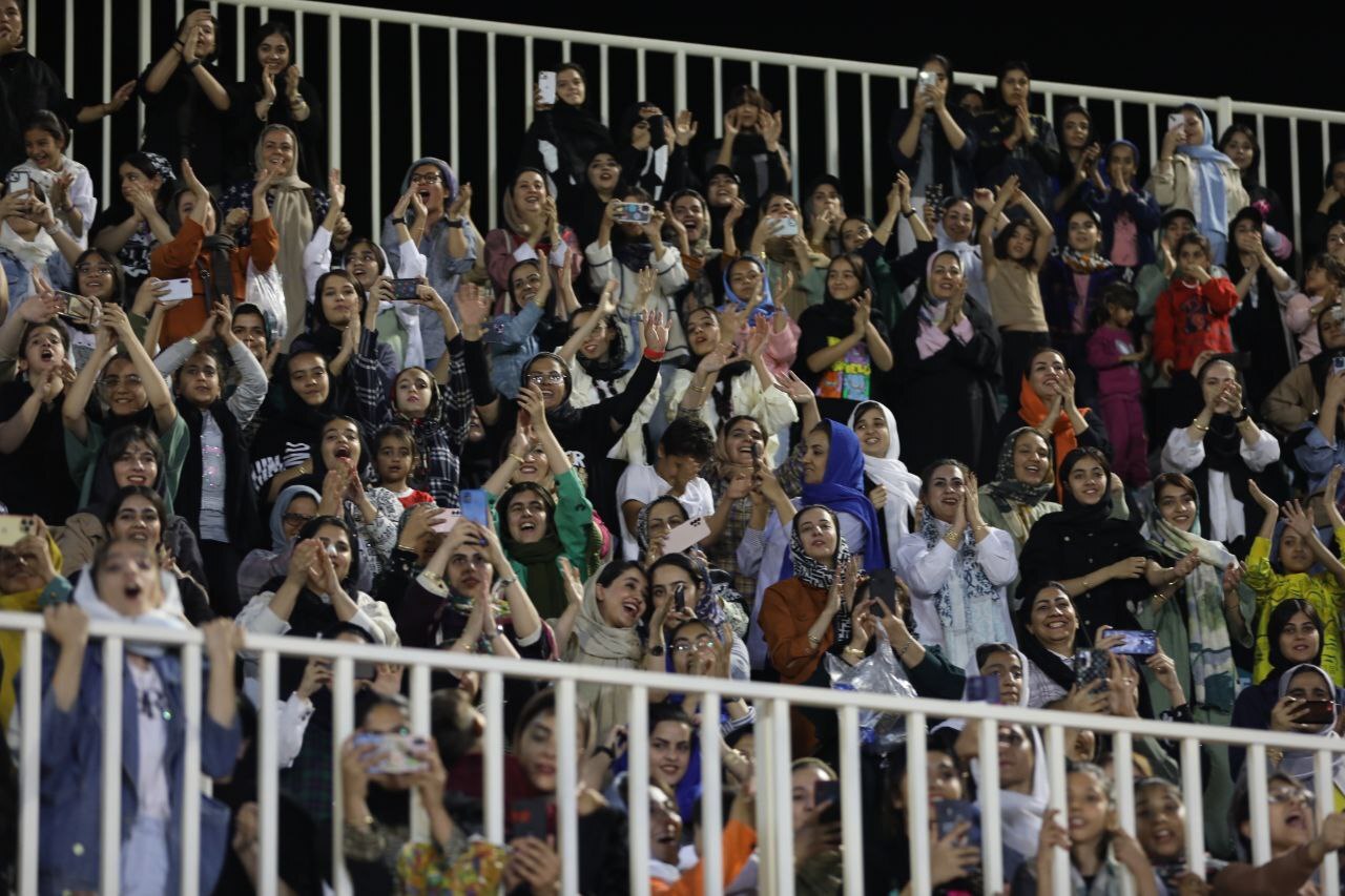 چادرملو- خیبر خرم آباد (لیگ برتر 04-1403)