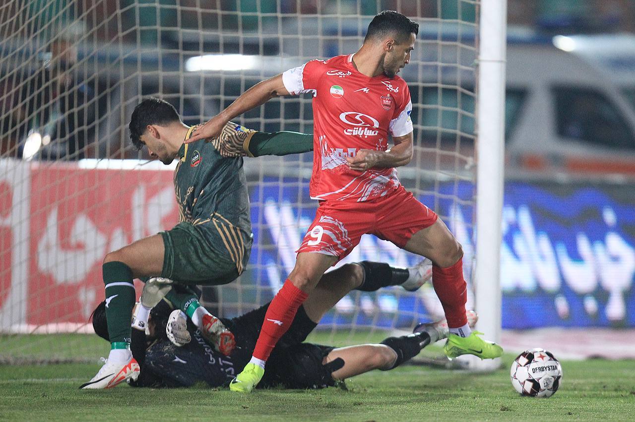 پرسپولیس و شمس آذر (لیگ برتر فوتبال؛ 04-1403)