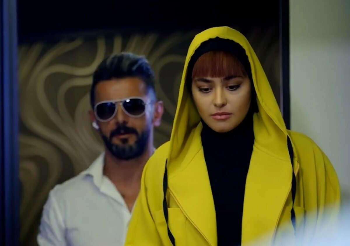 امین حیایی و ریحانه پارسا در فيلم هاوايى